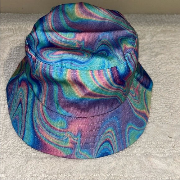 Colorful Swirl Bucket Hat - Picture 1 of 3